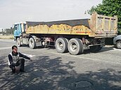 溪州花博七號道路　道路嚴重龜裂、處處坑洞險象環生