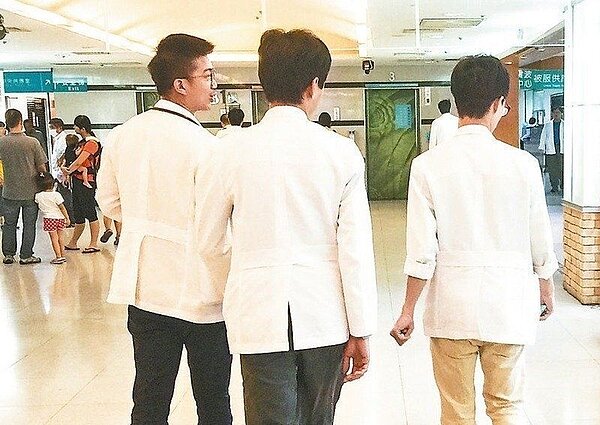 長庚醫院急診科爆發離職潮，外傳林口、台北及基隆三院區上看40位醫師出走。  圖／本報系資料照