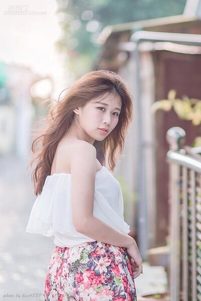 1.馬妹身兼直播主、廣告/短片演員、中華職棒球隊啦啦隊等多重身份。