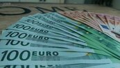歐洲央行緊縮貨幣　歐元走強