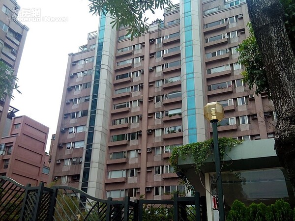 「圓山岳陽樓」為早期大直水岸知名豪宅。