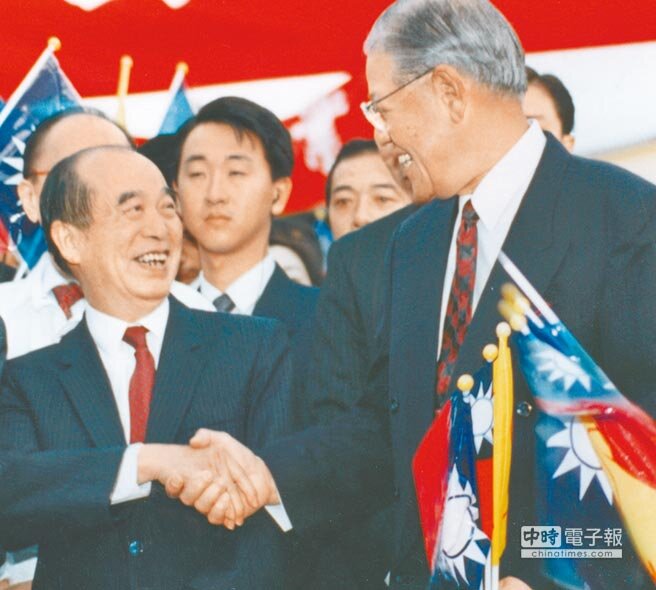 修憲最大功臣 「沒有聲音的副總統」李元簇辭世 | 好房網News