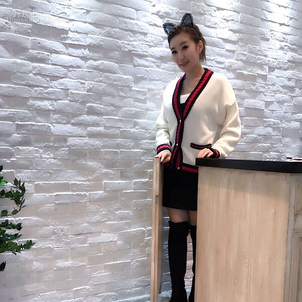 6.櫃台的門特別小是因為風水老師幫忙算過!