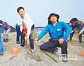 林佳龍植樹　打造台中綠城