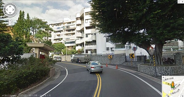 北投行義路由於地段邊陲,又位於山坡地,房價偏低。(圖/擷取自google maps)
