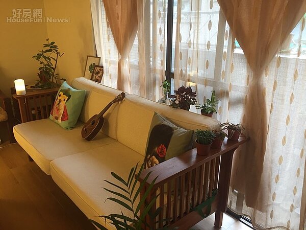 4.	窗簾與家具的擺設都是Emma一手打理，營造清新溫暖氛圍。
