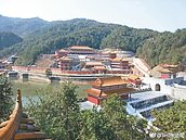 45億！學校蓋成皇宮　上課如上朝