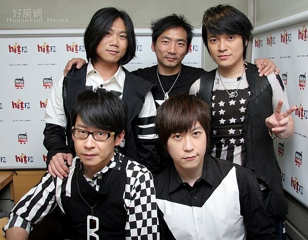 
5.五月天石頭（中後）多年前曾住過淡水區。（翻攝自五月天臉書）