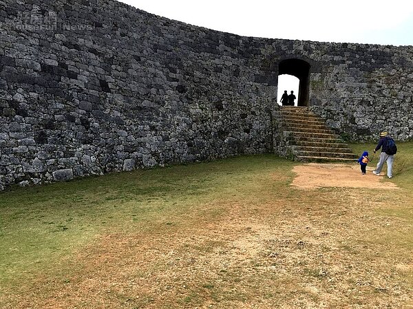 日本沖繩 (資料中心)