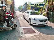 百公尺17水溝蓋　華安街惹民怨