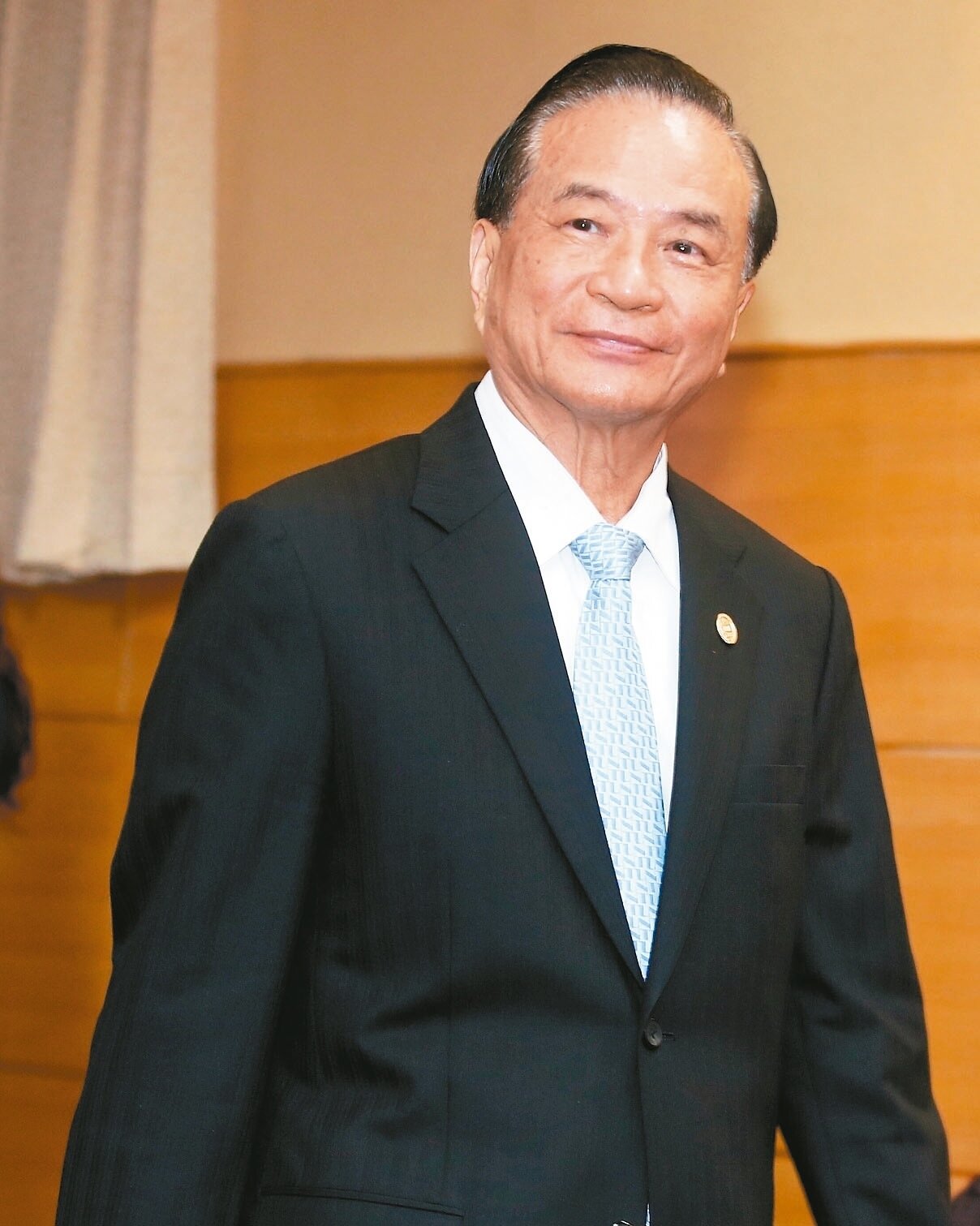 考試院會通過「公務人員退休撫卹法」草案,考試院長伍錦霖表示年金改革的過程是為了台灣能走更長遠的路,不是要製造對立。 記者楊萬雲/攝影