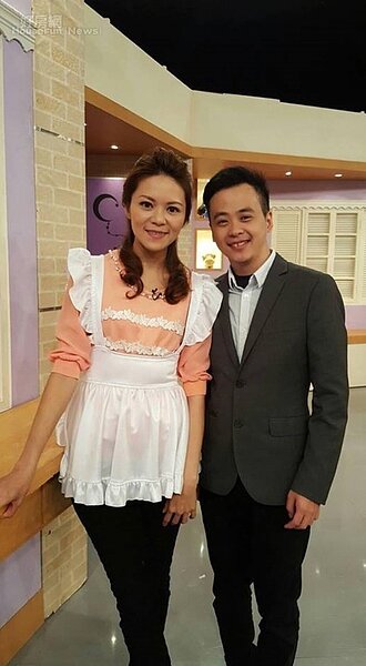 1.「中式麵點達人」陳麒文、「點心小魔女」杜佳穎合錄民視《用點心做點心》。

