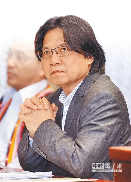 未來替代役是否加入長照,內政部長葉俊榮5日在立院說,會增加「社會役」。(劉宗龍攝)