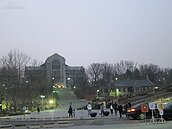 縮小薪資所得差距…南韓選民最關切