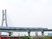 整天轟轟響　機捷三重隔音牆延伸