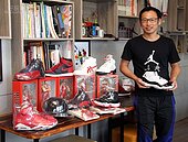 Jordan迷的店！　收藏達人莊英炳小木屋喚醒籃球魂