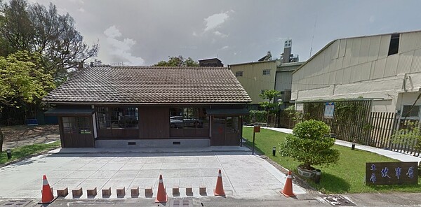 土庫故事屋代管契約6月到期,將回歸公所自行管理,居民認為公所能量不足,憂心成蚊子館。(翻攝自Google map)