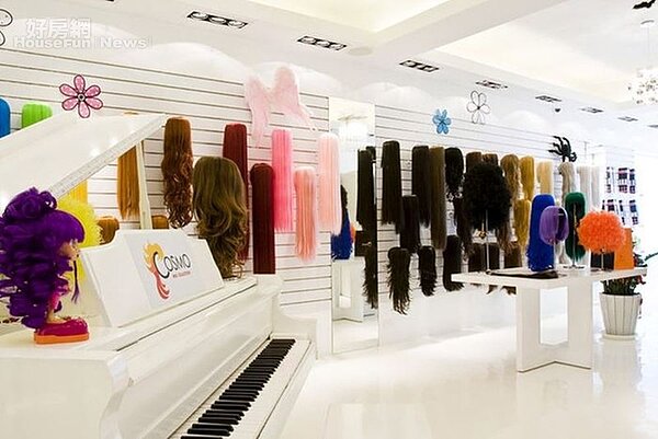 7.假髮展示區也可以很時尚，也可以很有質感。
