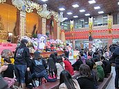 鳳飛飛骨灰安奉大溪寶塔週年　紀念館未有動靜歌迷痛心