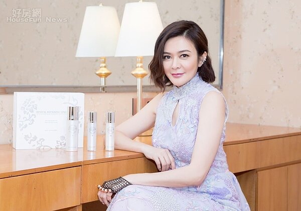 6.關之琳息影後,也鍾愛投資香港房地產。(翻攝自關之琳微博)