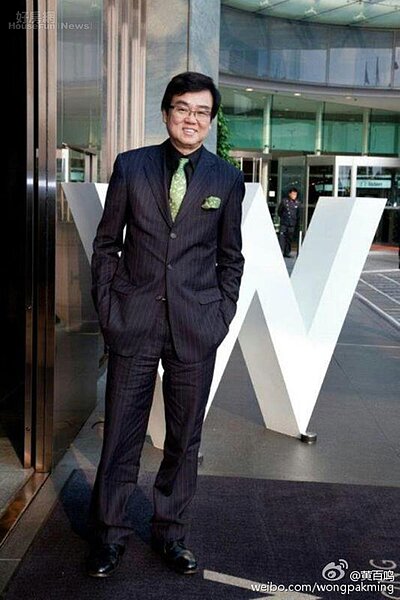 3.黃百鳴是香港影壇的奇才,編導演無所不通。(翻攝自黃百鳴微博)