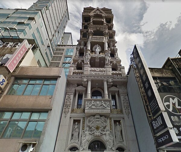 位在桃園車站商圈的巴洛克式建築(圖/翻攝自google map)