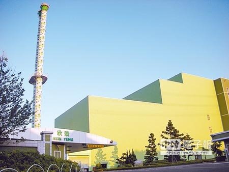 桃園市目前僅有1座焚化廠,垃圾處理量過大。(葉臻攝)