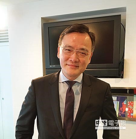 在商用不動產方面,高力國際董事總經理劉學龍表示,第3季交易金額僅剛好破百億。圖/蔡惠芳