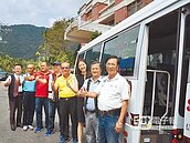 部落苦等18年　公車再出發