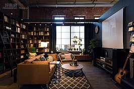 正好搭配華山藝文中心的老屋，彷彿置身美國鄉村之中。