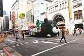 國慶花車遊行　熊讚萌逗石虎