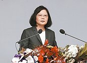 蔡總統：兩岸關係處理原則不變