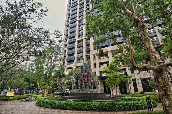 齊柏林生前拍的社區比賽影片,獲得新北市106年最佳社區第二名。(好房網News記者 陳韋帆/攝影)