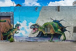 小男生最愛的暴龍這裡也有，而且還是3D版的。