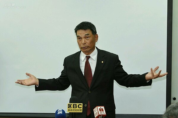 戴德梁行顏炳立。(好房網News記者 陳韋帆攝影)