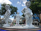 嘉市尿尿小童　重現東門圓環