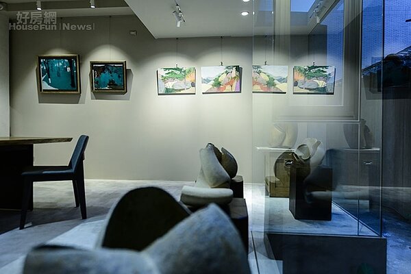 7. 落地窗的設計,讓空間更為通透。