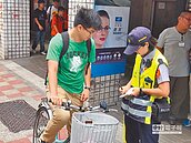 騎上人行道　2周開罰百件