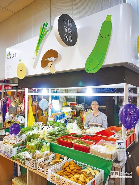 協助商家改造招牌,卻被審計部指出,改造區域過於集中,原期盼作為示範點,擴散到更多處,成效難評估。(陳燕珩攝)