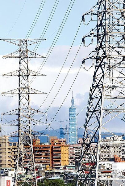 台電擬提高「需量競價」誘因,鼓勵用電大戶減少尖峰時段用電量。/本報資料照片