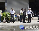 改善北港道路側溝排水　李進勇會勘排水工程