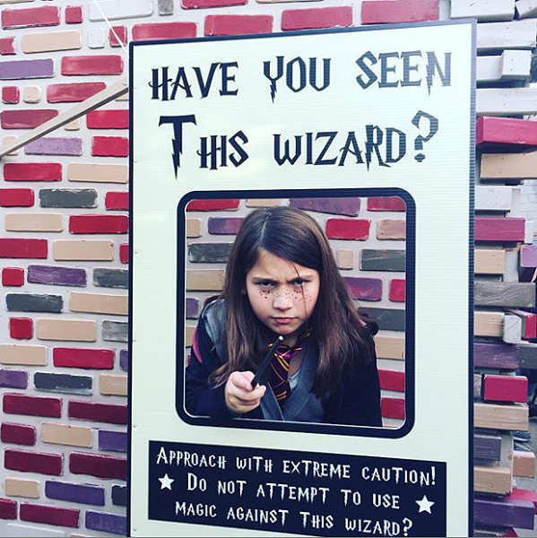 哈利波特 國外網友打造斜角巷 (Jonathan Chambers IG)