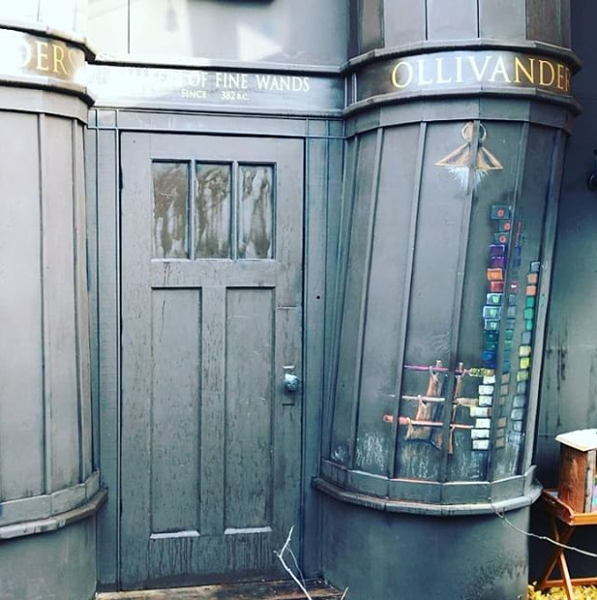 哈利波特 國外網友打造斜角巷 (Jonathan Chambers IG)