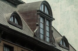 撫臺街洋樓也十分值得參觀。立面的老虎窗與舊北投車站相呼應。