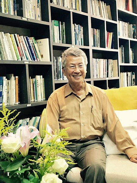 1. 蕭蕭的笑容與情操,為無數青年詩人、學子們心之所嚮。