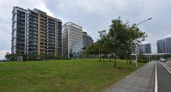 內湖五期房市情境。(好房網News記者 陳韋帆/攝影)