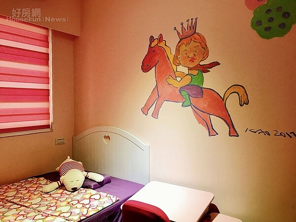 8.女兒喜歡粉紅色,房間以粉紅色系為主。