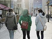 大陸冷氣團影響　中部以北低溫下探13度