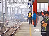 內壢火車站第三月台　啟用