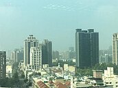 台北藍　難道是中部人的奢求